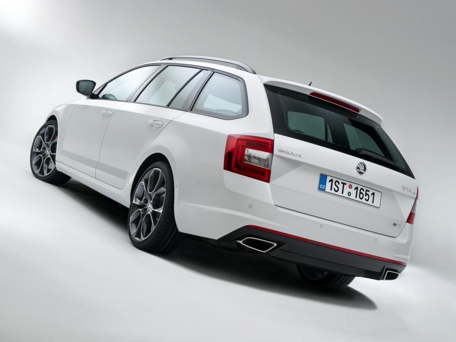  Skoda Octavia RS Combi 2013 года  (фото 13 из 20)